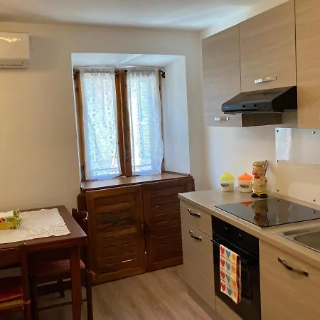 Da Bina Apartment Nemi